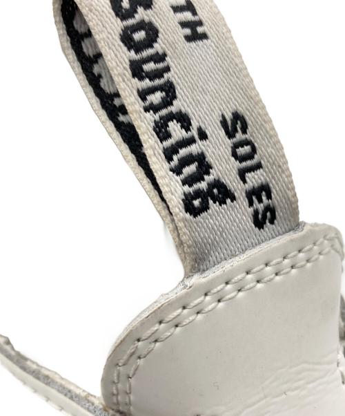 Dr.Martens（ドクターマーチン）Dr.Martens (ドクターマーチン) サンダル ホワイト サイズ:UK3の古着・服飾アイテム