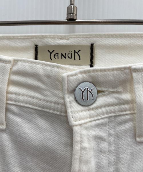 YANUK（ヤヌーク）YANUK (ヤヌーク) デニムパンツ ホワイト サイズ:23の古着・服飾アイテム