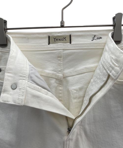 YANUK（ヤヌーク）YANUK (ヤヌーク) デニムパンツ ホワイト サイズ:23の古着・服飾アイテム