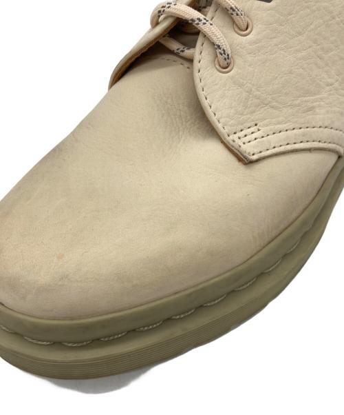 Dr.Martens（ドクターマーチン）Dr.Martens (ドクターマーチン) 3ホールシューズ ベージュ サイズ:UK8の古着・服飾アイテム