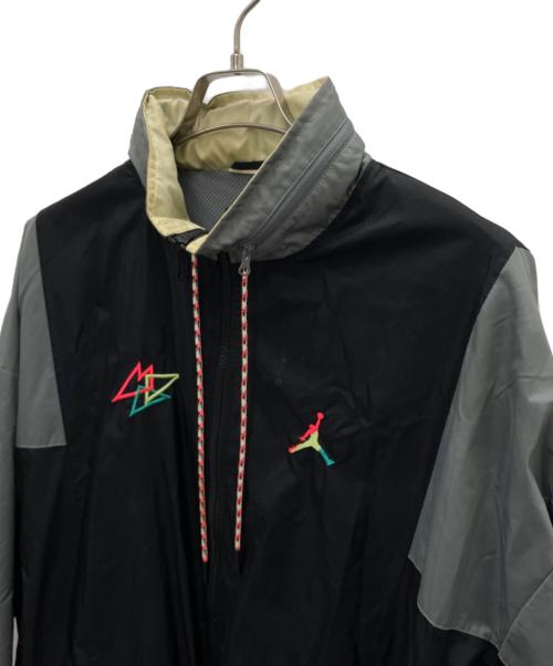 NIKE（ナイキ）NIKE (ナイキ) ハイブリッドナイロンジャケット ブラック×グレー サイズ:Lの古着・服飾アイテム