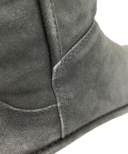 UGG（アグ）UGG (アグ) ブーツ グリーン サイズ:23の古着・服飾アイテム