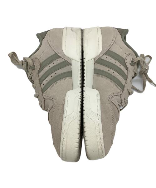 adidas（アディダス）adidas (アディダス) ライバルリー ロー ベージュ サイズ:28cmの古着・服飾アイテム