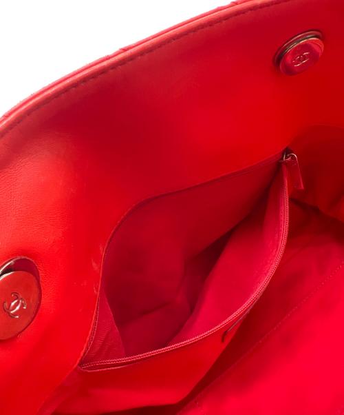 CHANEL（シャネル）CHANEL (シャネル) チェーントートバッグ レッドの古着・服飾アイテム