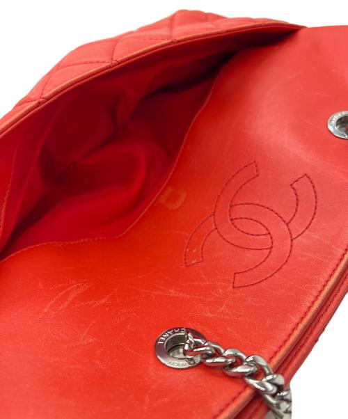 CHANEL（シャネル）CHANEL (シャネル) チェーントートバッグ レッドの古着・服飾アイテム