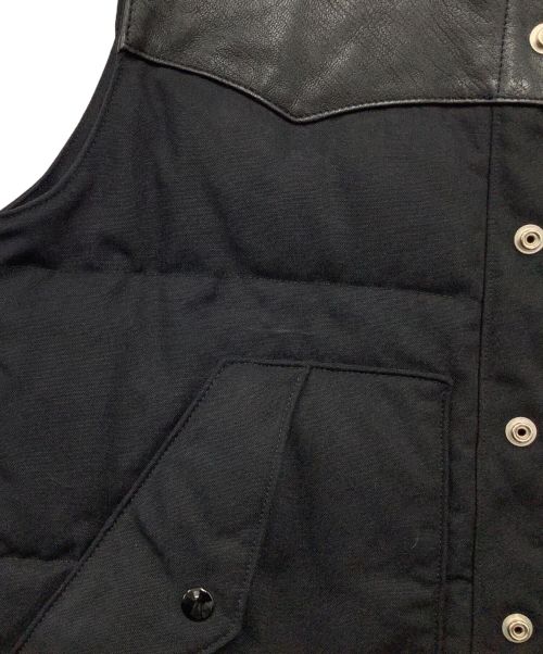 Saint Laurent Paris（サンローランパリ）Saint Laurent Paris (サンローランパリ) 切替レザーダウンベスト ブラック サイズ:Mの古着・服飾アイテム