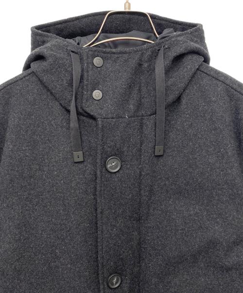 VICTORINOX（ビクトリノックス）VICTORINOX (ビクトリノックス) フーデッドコート グレー サイズ:Ｍの古着・服飾アイテム