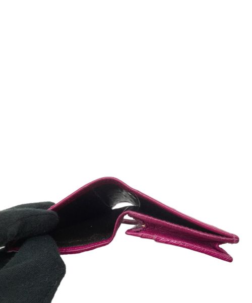 GUCCI（グッチ）GUCCI (グッチ) 2つ折り財布 ショッキングピンクの古着・服飾アイテム