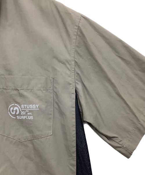stussy（ステューシー）stussy (ステューシー) 半袖シャツ チャコールグレー サイズ:Lの古着・服飾アイテム