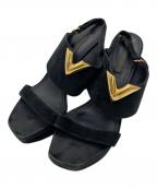 LOUIS VUITTONルイ ヴィトン）の古着「スエードアンクルストラップサンダル」｜ブラック