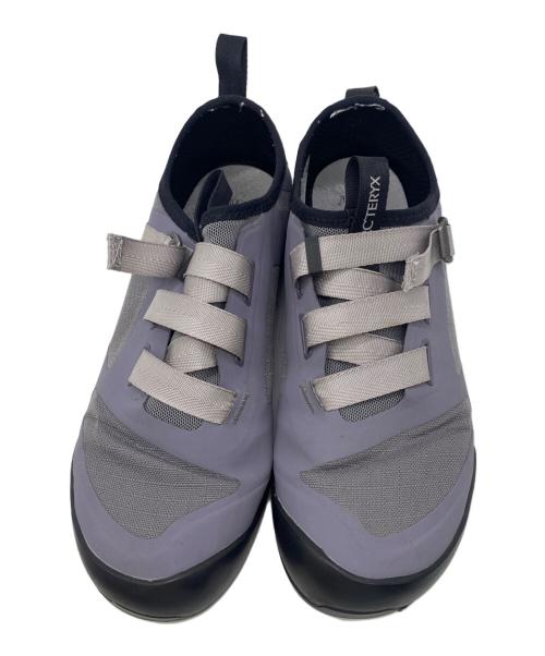 ARC'TERYX（アークテリクス）ARC'TERYX (アークテリクス) スニーカー ラベンダー×グレー サイズ:24.5cmの古着・服飾アイテム