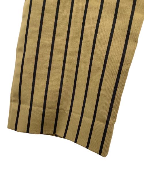 TOGA PULLA（トーガ プルラ）TOGA PULLA (トーガ プルラ) タックパンツ ブラウン×ブラック サイズ:36の古着・服飾アイテム