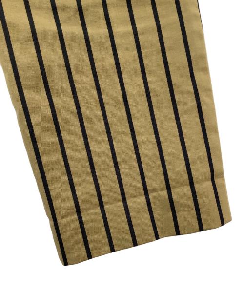 TOGA PULLA（トーガ プルラ）TOGA PULLA (トーガ プルラ) タックパンツ ブラウン×ブラック サイズ:36の古着・服飾アイテム