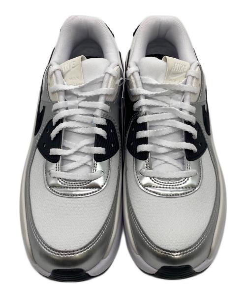 NIKE（ナイキ）NIKE (ナイキ) スニーカー ブラック×ホワイト サイズ:27の古着・服飾アイテム