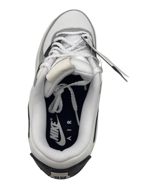 NIKE（ナイキ）NIKE (ナイキ) スニーカー ブラック×ホワイト サイズ:27の古着・服飾アイテム