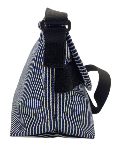 LEE（リー）LEE (リー) Manhattan Portage (マンハッタンポーテージ) メッセンジャーバッグ ネイビーの古着・服飾アイテム