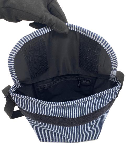 LEE（リー）LEE (リー) Manhattan Portage (マンハッタンポーテージ) メッセンジャーバッグ ネイビーの古着・服飾アイテム