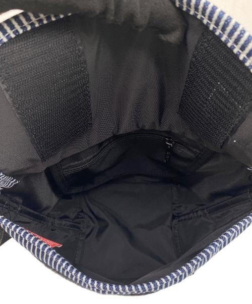 LEE（リー）LEE (リー) Manhattan Portage (マンハッタンポーテージ) メッセンジャーバッグ ネイビーの古着・服飾アイテム