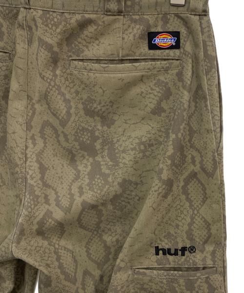 HUF（ハフ）HUF (ハフ) Dickies (ディッキーズ) パンツ カーキ サイズ:32の古着・服飾アイテム