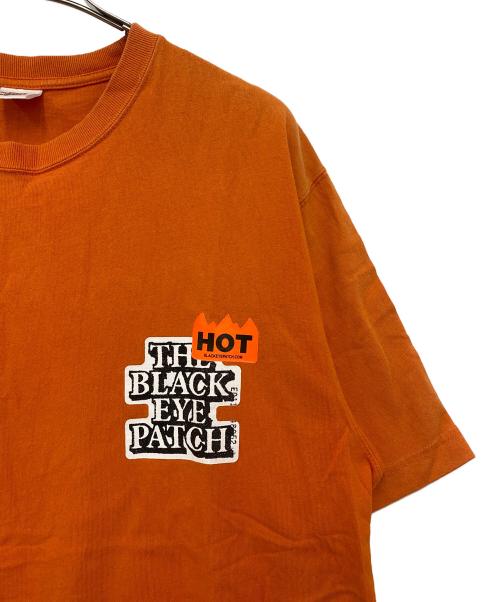 THE BLACK EYE PATCH（ブラックアイパッチ）THE BLACK EYE PATCH (ブラックアイパッチ) 半袖Tシャツ オレンジ サイズ:Ｍの古着・服飾アイテム