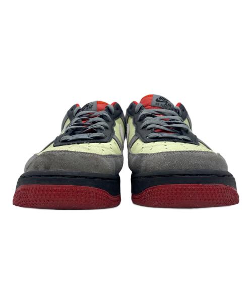 NIKE（ナイキ）NIKE (ナイキ) ローカットスニーカー グレー×ベージュ サイズ:29.5cmの古着・服飾アイテム