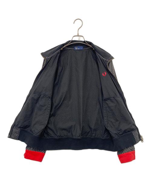 FRED PERRY（フレッドペリー）FRED PERRY (フレッドペリー) ジップジャケット ブラック サイズ:Ｍの古着・服飾アイテム