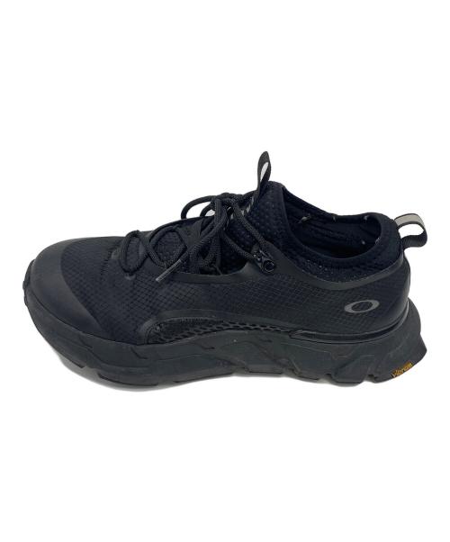 OAKLEY（オークリー）OAKLEY (オークリー) スニーカー ブラック サイズ:26㎝の古着・服飾アイテム