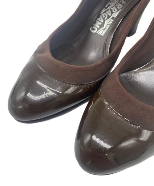 Salvatore Ferragamo（サルヴァトーレ フェラガモ）Salvatore Ferragamo (サルヴァトーレ フェラガモ) ウェッジヒールパンプス ブラウン サイズ:24cmの古着・服飾アイテム