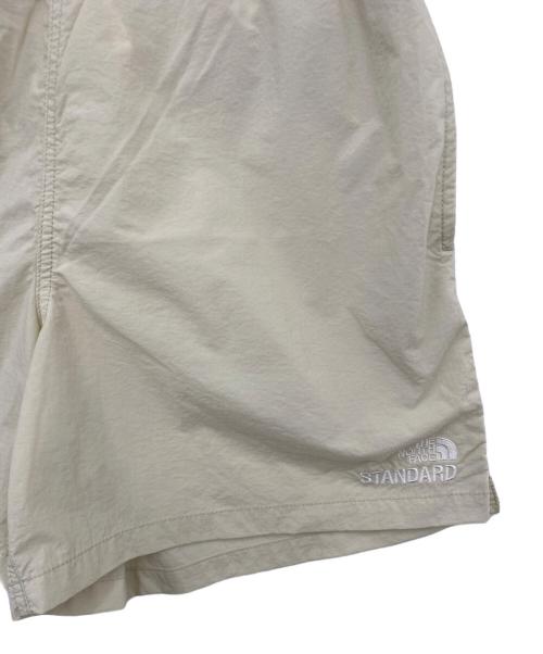THE NORTH FACE（ザ ノース フェイス）THE NORTH FACE (ザ ノース フェイス) ショートパンツ アイボリー サイズ:XLの古着・服飾アイテム