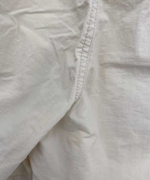 THE NORTH FACE（ザ ノース フェイス）THE NORTH FACE (ザ ノース フェイス) ショートパンツ アイボリー サイズ:XLの古着・服飾アイテム
