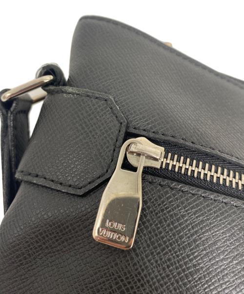 LOUIS VUITTON（ルイ ヴィトン）LOUIS VUITTON (ルイ ヴィトン) ショルダーバッグ ブラックの古着・服飾アイテム