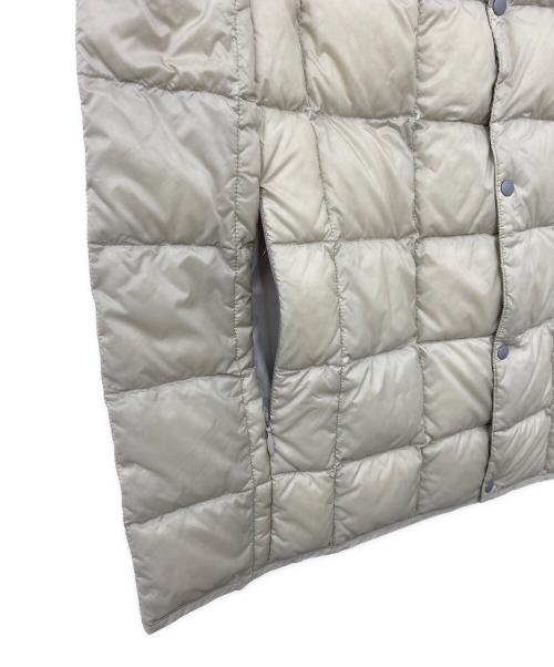 TAION（タイオン）TAION (タイオン) ダウンベスト ベージュ サイズ:Lの古着・服飾アイテム