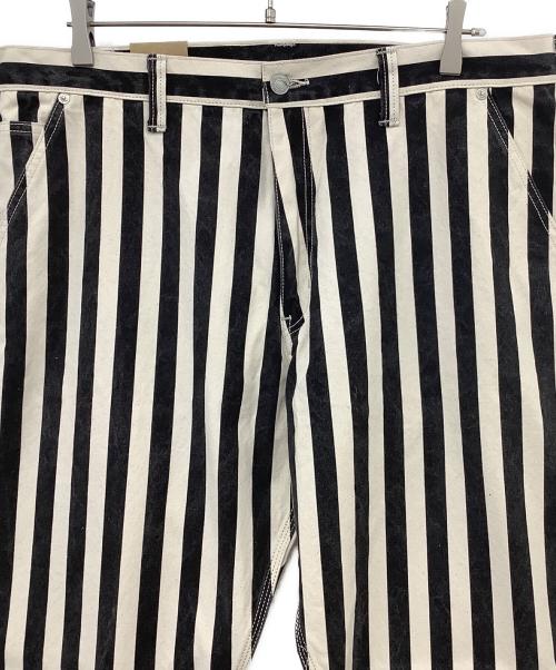 児島ジーンズ（コジマジーンズ）児島ジーンズ (コジマジーンズ) ペインターパンツ ブラック×アイボリー サイズ:42 未使用品の古着・服飾アイテム