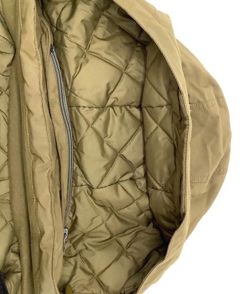 Patagonia（パタゴニア）Patagonia (パタゴニア) 中綿ジャケット カーキ サイズ:Ｓの古着・服飾アイテム