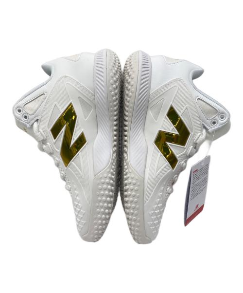 NEW BALANCE（ニューバランス）NEW BALANCE (ニューバランス) トレーニングシューズ ホワイト サイズ:26㎝ 未使用品の古着・服飾アイテム
