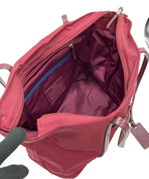 TUMI（トゥミ）TUMI (トゥミ) ハンドバッグ ワインレッドの古着・服飾アイテム