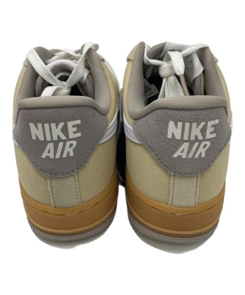 NIKE（ナイキ）NIKE (ナイキ) ローカットスニーカー ベージュ サイズ:22.5cm 未使用品の古着・服飾アイテム