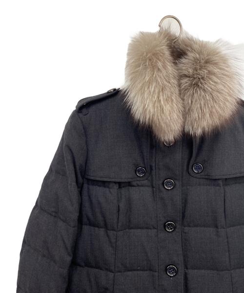 BURBERRY LONDON（バーバリーロンドン）BURBERRY LONDON (バーバリーロンドン) フォックスファー付ダウンコート グレー サイズ:42の古着・服飾アイテム