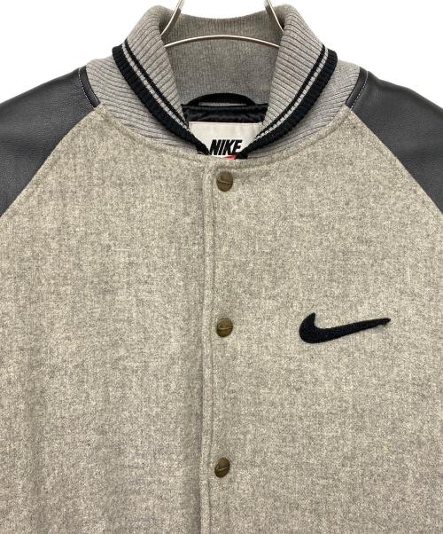 NIKE（ナイキ）NIKE (ナイキ) ジャケット グレー×ブラック サイズ:Ｍの古着・服飾アイテム