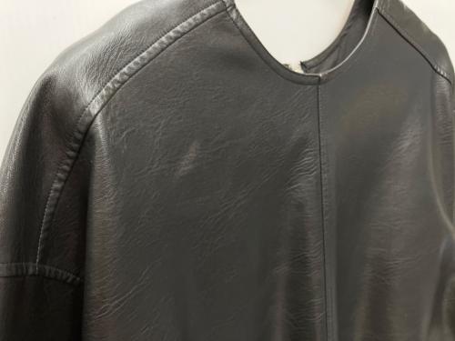 MAISON SPECIAL（メゾンスペシャル）MAISON SPECIAL (メゾンスペシャル) フェイクレザーオーバーチュニック ブラック サイズ:FREEの古着・服飾アイテム