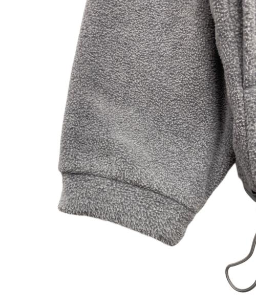 FOG ESSENTIALS（フィアオブゴッド エッセンシャル）FOG ESSENTIALS (フィアオブゴッド エッセンシャル) ハーフジップフリース グレー サイズ:Mの古着・服飾アイテム
