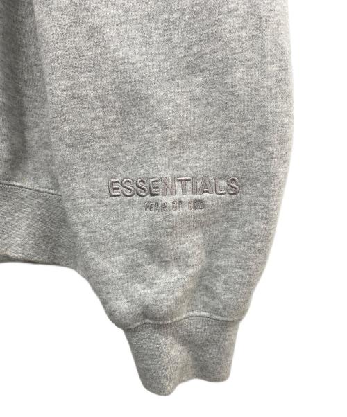 FOG ESSENTIALS（フィアオブゴッド エッセンシャル）FOG ESSENTIALS (フィアオブゴッド エッセンシャル) クルーネックスウェット グレー サイズ:Ｌの古着・服飾アイテム