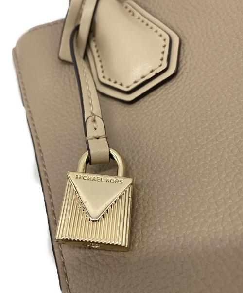 MICHAEL KORS（マイケルコース）MICHAEL KORS (マイケルコース) ハンドバッグ ベージュの古着・服飾アイテム