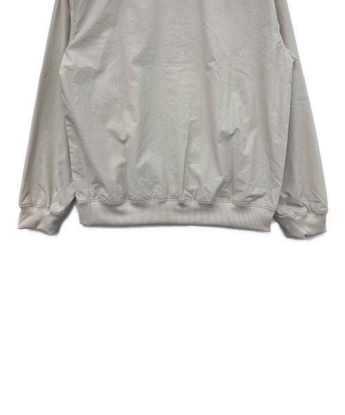 NEW BALANCE（ニューバランス）NEW BALANCE (ニューバランス) コーチジャケット ベージュ サイズ:Ｍ 未使用品の古着・服飾アイテム