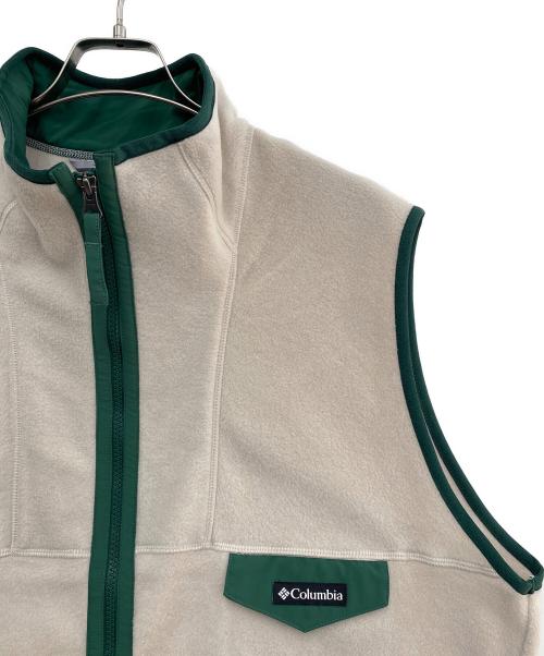 Columbia（コロンビア）Columbia (コロンビア) ストームクレストロードベスト ベージュ×グリーン サイズ:XLの古着・服飾アイテム