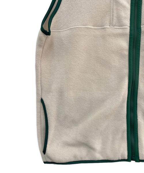 Columbia（コロンビア）Columbia (コロンビア) ストームクレストロードベスト ベージュ×グリーン サイズ:XLの古着・服飾アイテム