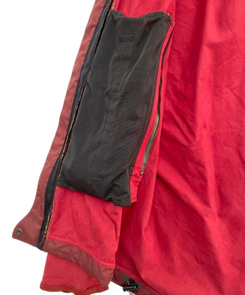 KLATTERMUSEN（クレッタルムーセン）KLATTERMUSEN (クレッタルムーセン) マウンテンパーカー レッド サイズ:XSの古着・服飾アイテム