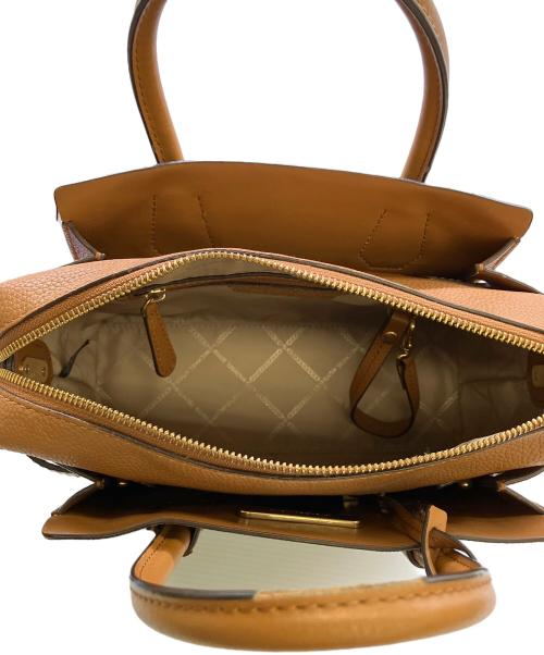 MICHAEL KORS（マイケル・コース）MICHAEL KORS (マイケル・コース) マーサー ベルティッド スモール サッチェル ブラウンの古着・服飾アイテム