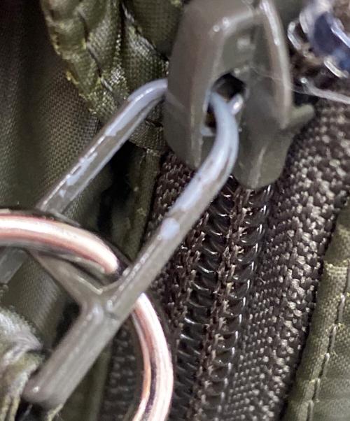 ISSEY MIYAKE（イッセイミヤケ）ISSEY MIYAKE (イッセイミヤケ) ダウンジャケット グリーン サイズ:2の古着・服飾アイテム