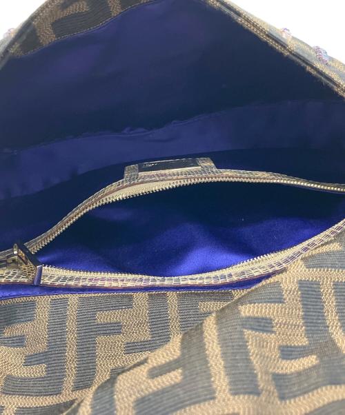 FENDI（フェンディ）FENDI (フェンディ) ショルダーバッグ ブラウンの古着・服飾アイテム